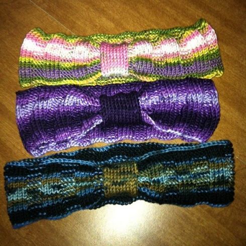 More microfiber yarn. Headbands this time.